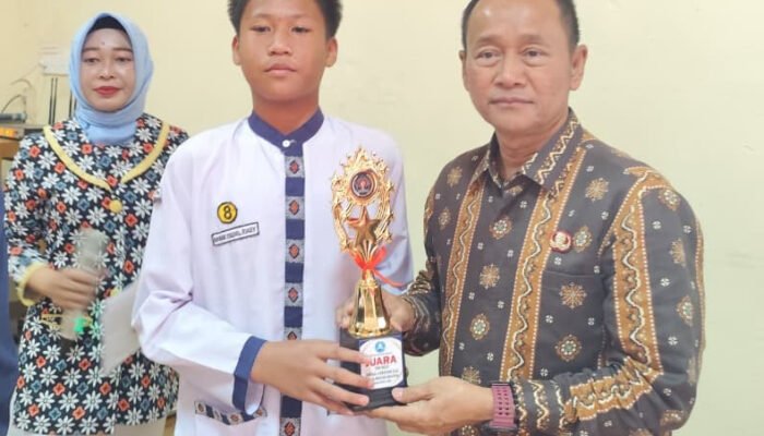 Ammar Fadhil Riady Raih Juara The Best Junior Creative Content Creator LCC se-Sumsel