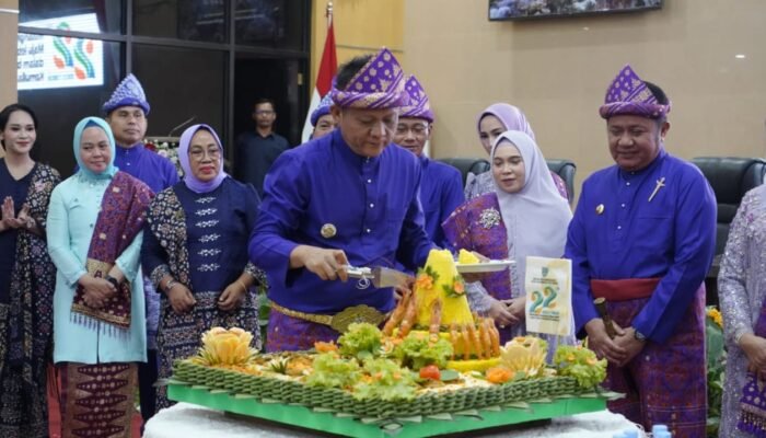 HUT OKUT ke- 22 Berjalan Khidmat dan Reflektif, Bupati Enos ajak Seluruh Elemen Perkuat Solidaritas untuk Kemajuan Daerah